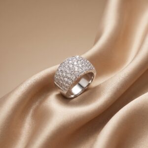 Anello Chevalier con Pavé di diamanti